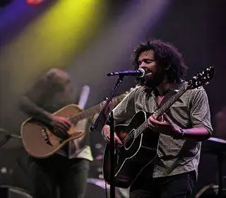 Jáder com participação de Johnny Hooker