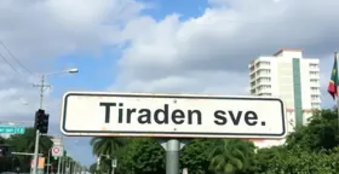Av. Tiradentes, 615 parar - Rotas, horários e tarifas